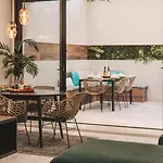 아파트 Luxury Moments From The Promenade 슬리에마