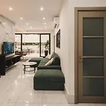 아파트 Luxury Moments From The Promenade 슬리에마