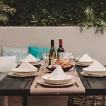 Luxury Moments From The Promenade 슬리에마