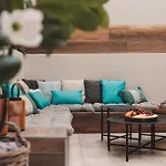 Luxury Moments From The Promenade 슬리에마
