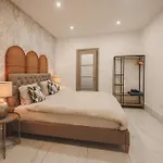 Luxury Moments From The Promenade Διαμέρισμα