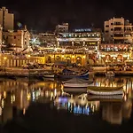 Luxury Moments From The Promenade 아파트