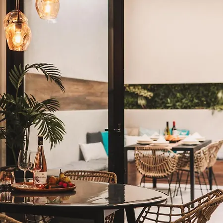 Luxury Moments From The Promenade *