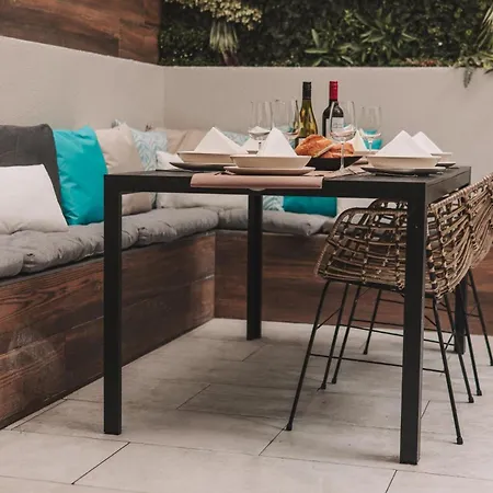 Luxury Moments From The Promenade *