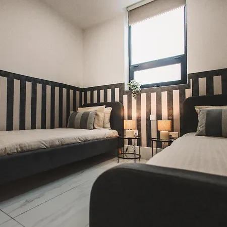 Luxury Moments From The Promenade Апартаменты