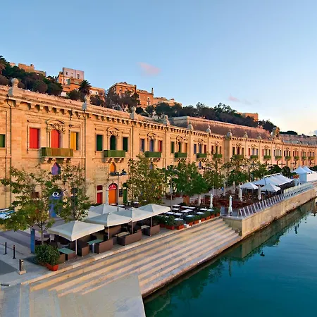 Luxury Moments From The Promenade Апартаменты