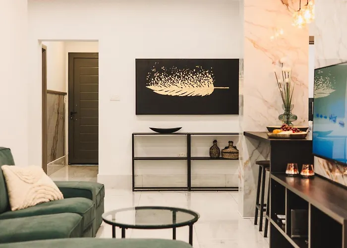 Luxury Moments From The Promenade Sliema