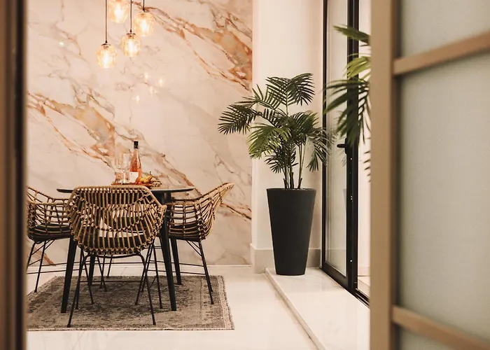 Luxury Moments From The Promenade * Sliema