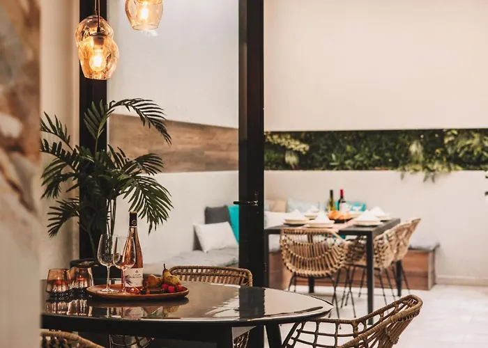 Luxury Moments From The Promenade *