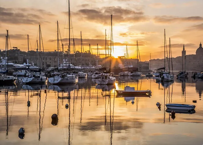 Luxury Moments From The Promenade Apartamento Sliema