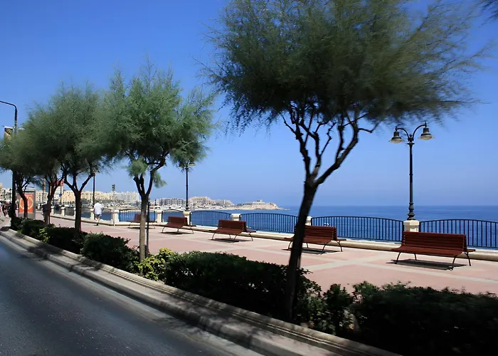 Luxury Moments From The Promenade Sliema