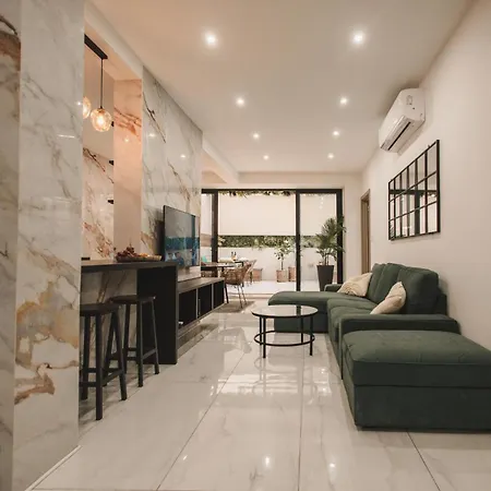 Luxury Moments From The Promenade דירה *
