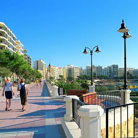 Luxury Moments From The Promenade Sliema